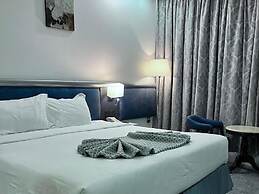 Monatana Golden Hotel