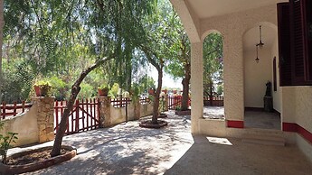 Comfortable Villa for 8 People Near Lido Pizzo