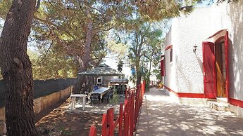Comfortable Villa for 8 People Near Lido Pizzo
