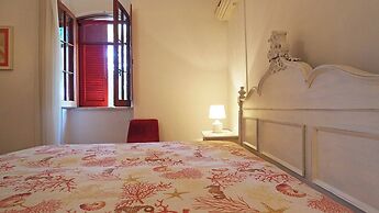 Comfortable Villa for 8 People Near Lido Pizzo