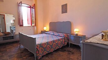 Comfortable Villa for 8 People Near Lido Pizzo