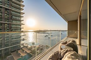 Elite 1BR Emaar Beachfront Near Marina JBR