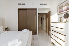 Elite 1BR Emaar Beachfront Near Marina JBR