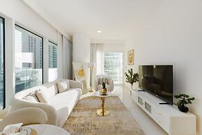 Elite 1BR Emaar Beachfront Near Marina JBR