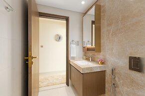 Elite 1BR Emaar Beachfront Near Marina JBR