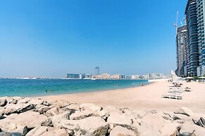 Elite 1BR Emaar Beachfront Near Marina JBR