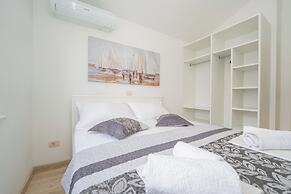 Pulse apartments with Pool