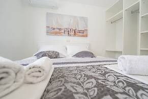 Pulse apartments with Pool