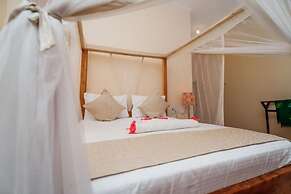 MAISARA MAFIA BEACH LODGE