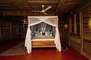 MAISARA MAFIA BEACH LODGE