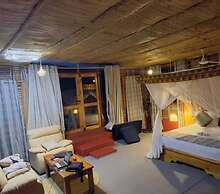 MAISARA MAFIA BEACH LODGE