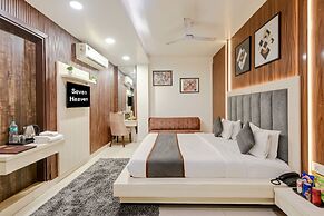 Hotel Cozy Nest Rohini