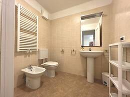 Charming Apartment With Lagoon Views in Grado