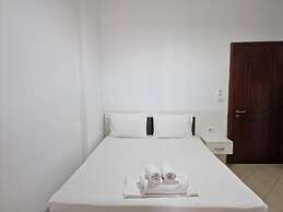 Black Pearl Hotel