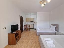 Black Pearl Hotel