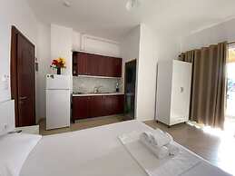 Black Pearl Hotel