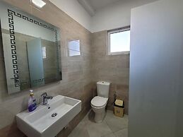 Black Pearl Hotel