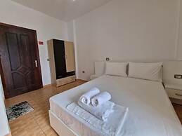 Black Pearl Hotel