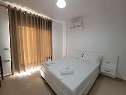 Black Pearl Hotel