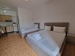Black Pearl Hotel