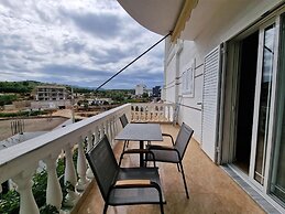 Black Pearl Hotel