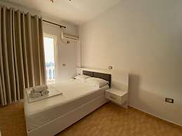 Black Pearl Hotel