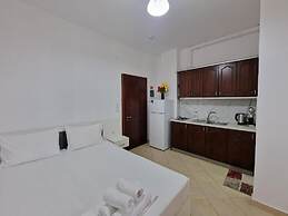 Black Pearl Hotel