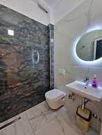 Black Pearl Hotel