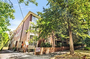 Bright 2-bed Apartment in South Yarra