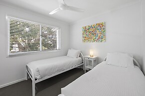 Bright 3-bed Home Near Maroochydore Beach