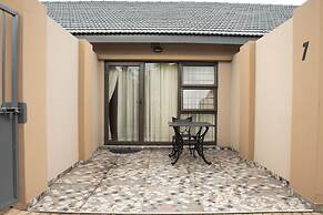 Rusty Estate - Self Catering