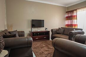 Rusty Estate - Self Catering