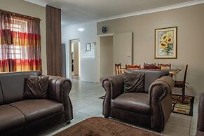 Rusty Estate - Self Catering