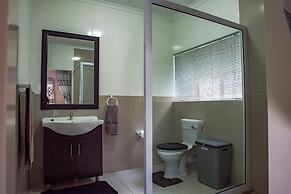 Rusty Estate - Self Catering