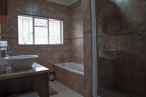 Rusty Estate - Self Catering