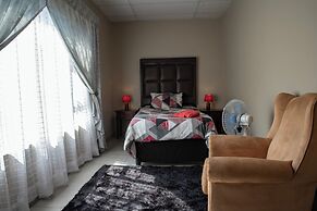 Rusty Estate - Self Catering