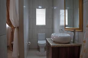 Rusty Estate - Self Catering