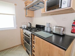 11, Beachfields