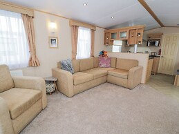 11, Beachfields
