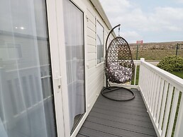 11, Beachfields