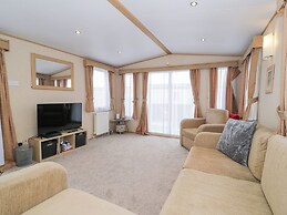 11, Beachfields