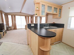 11, Beachfields