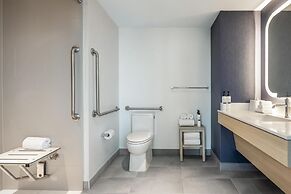 Homewood Suites By Hilton Surrey