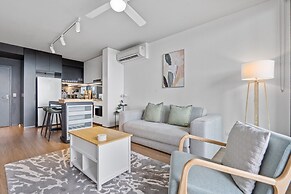 Bright 2-bed Apartment in Bowen Hills