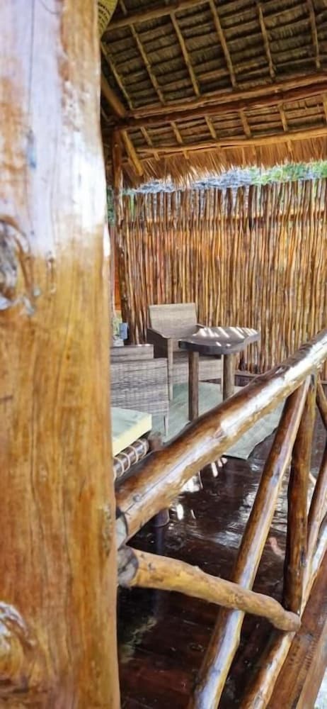 MONKEY MOUNTAIN LODGE