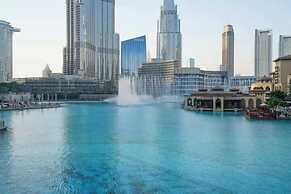 Vogue | Downtown with Direct Access to Dubai Mall