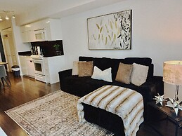 Waterfront Grand Apartments