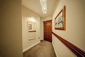 49 Park Villa