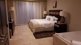 Villa del Palmar Luxury Resort