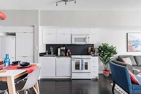 Toronto Union Suites - Free Parking